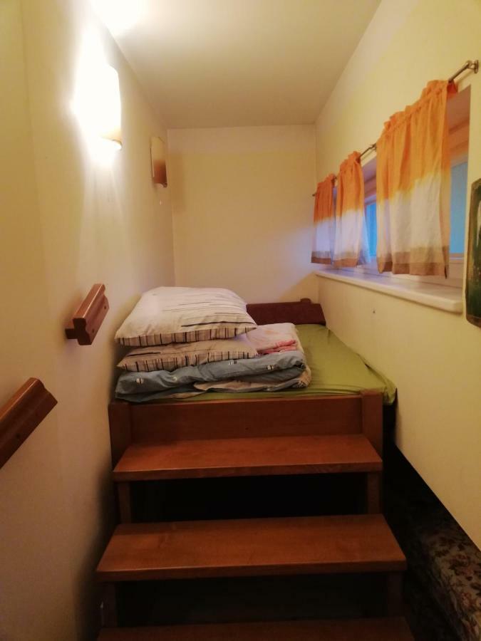 Pokoje Goscinne Lalaj Bolecin Exterior foto